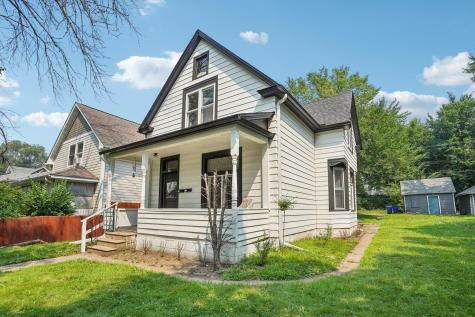 587 Cook Avenue E Saint Paul MN 55130