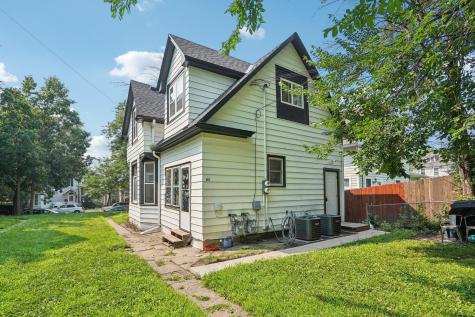 587 Cook Avenue E Saint Paul MN 55130