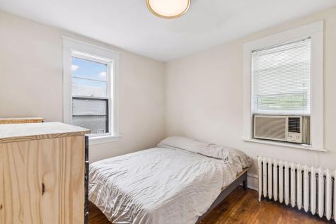 724 Hague Avenue Saint Paul MN 55104