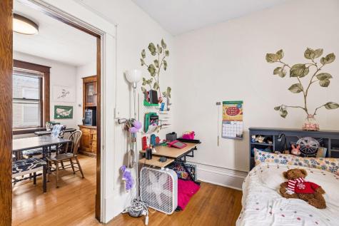 724 Hague Avenue Saint Paul MN 55104