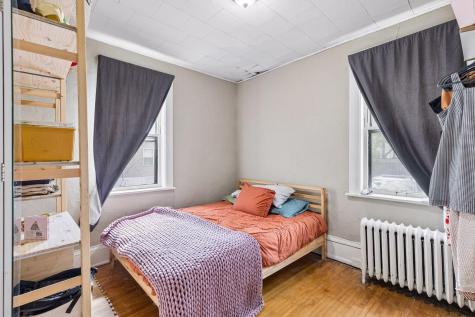 724 Hague Avenue Saint Paul MN 55104