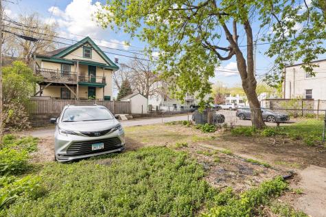 724 Hague Avenue Saint Paul MN 55104