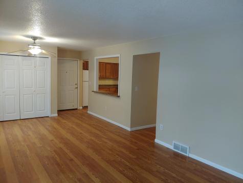 896 Wescott Square Eagan MN 55123