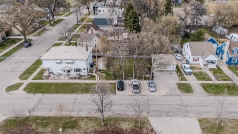 1002 5th Avenue S Moorhead MN 56560