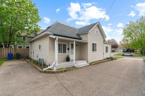 385 - 387 Stryker Avenue West Saint Paul MN 55107