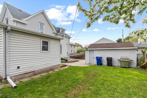 385 - 387 Stryker Avenue West Saint Paul MN 55107
