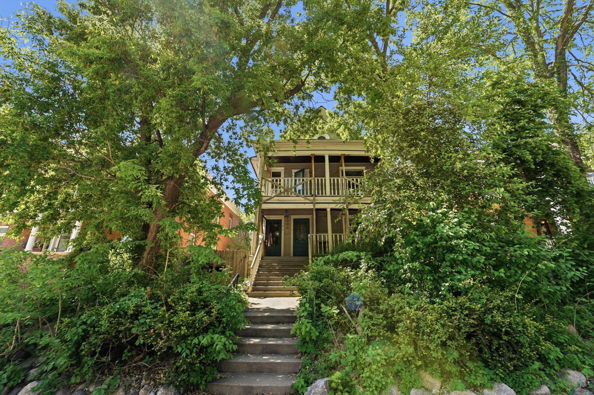 2444 1st Avenue S Minneapolis MN 55404