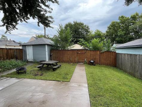 615 Taylor Street NE Minneapolis MN 55413