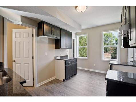2050 W Broadway Avenue Minneapolis MN 55411