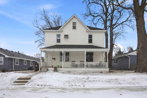 211 Pershing Avenue N New Prague MN 56071