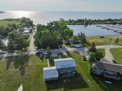 37597 Lakeview Drive Warroad MN 56763
