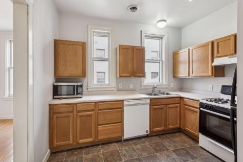 2021 3rd Avenue S Minneapolis MN 55404