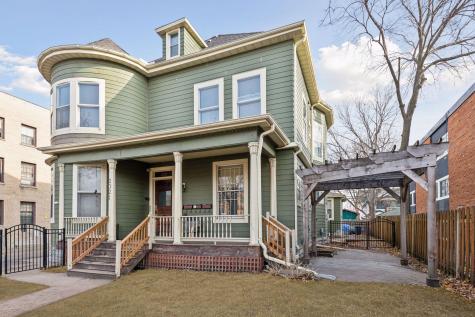 2021 3rd Avenue S Minneapolis MN 55404