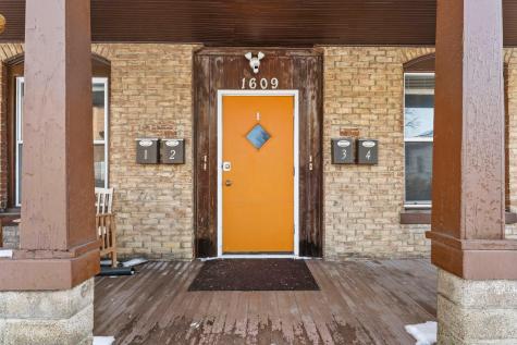 1609 4th Street NE Minneapolis MN 55413