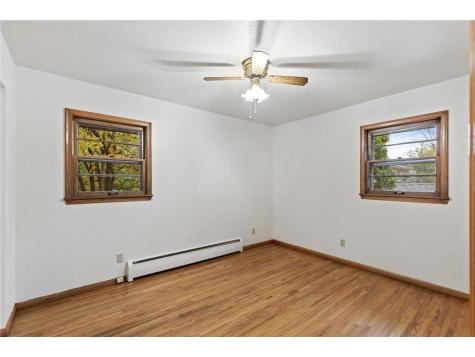 5347 4th Street NE Fridley MN 55421