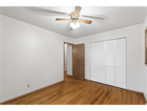 5347 4th Street NE Fridley MN 55421