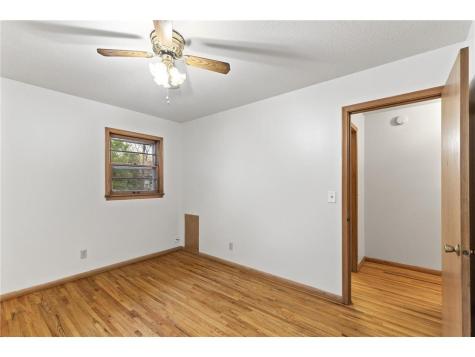 5347 4th Street NE Fridley MN 55421