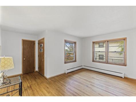 5347 4th Street NE Fridley MN 55421
