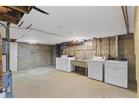 5347 4th Street NE Fridley MN 55421
