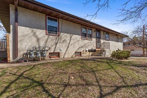 5347 4th Street NE Fridley MN 55421