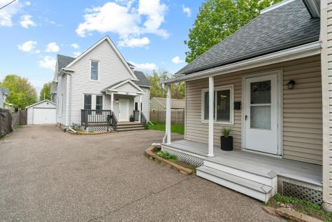 385 - 387 Stryker Avenue West Saint Paul MN 55107