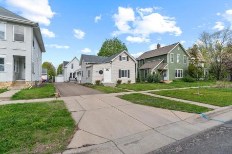 385 - 387 Stryker Avenue West Saint Paul MN 55107