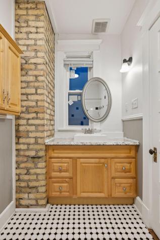 2125 Harriet Avenue Minneapolis MN 55405