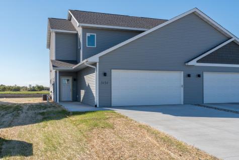 3129 & 3131 Noble Drive Mankato MN 56001