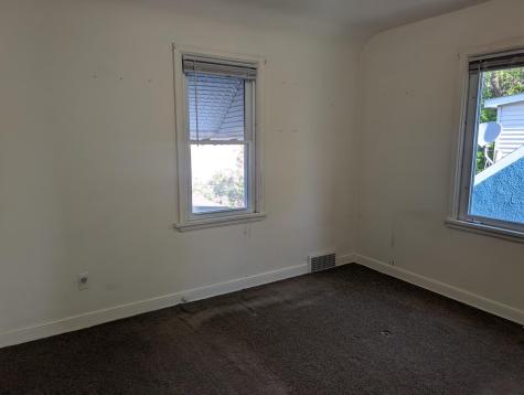 1049 Gorman Avenue West Saint Paul MN 55118