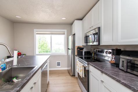 120 University Drive S Fargo ND 58103