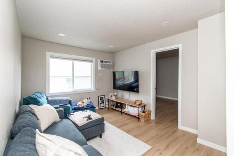 120 University Drive S Fargo ND 58103