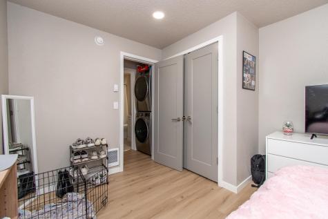 120 University Drive S Fargo ND 58103