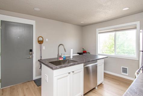 120 University Drive S Fargo ND 58103