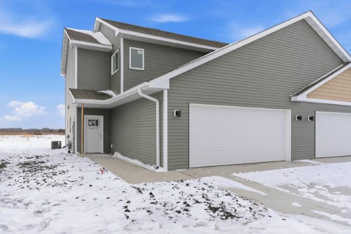 3117 & 3119 Noble Drive Mankato MN 56001