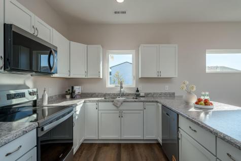 3117 & 3119 Noble Drive Mankato MN 56001