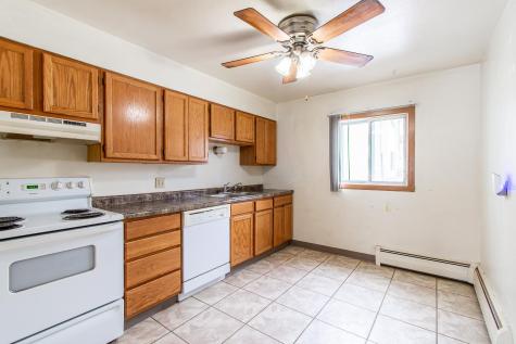 1813 13 1/2 Street S Fargo ND 58103