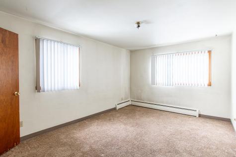 1813 13 1/2 Street S Fargo ND 58103
