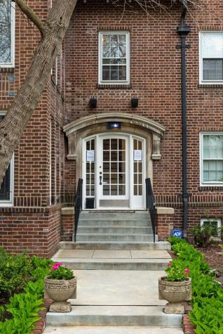 1820 Girard Avenue S Minneapolis MN 55403