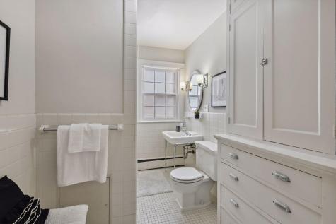 1820 Girard Avenue S Minneapolis MN 55403