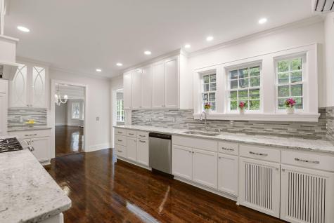 1820 Girard Avenue S Minneapolis MN 55403