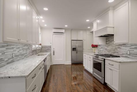 1820 Girard Avenue S Minneapolis MN 55403