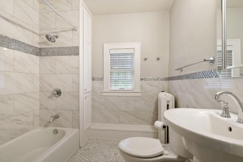 1820 Girard Avenue S Minneapolis MN 55403