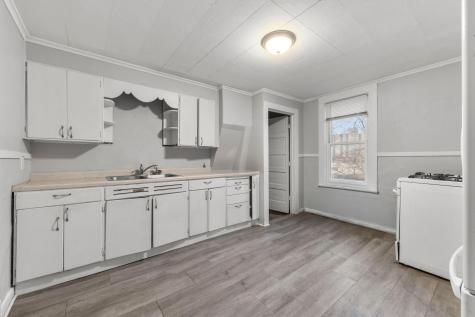 680 Lawson Avenue E Saint Paul MN 55106