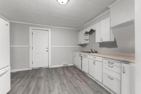 680 Lawson Avenue E Saint Paul MN 55106