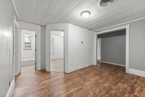 680 Lawson Avenue E Saint Paul MN 55106