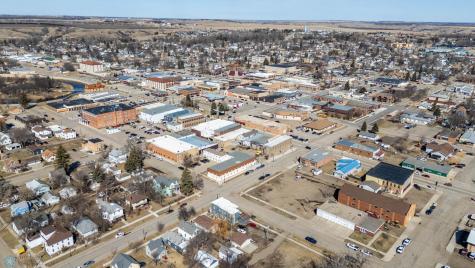 205 3rd Avenue SE Valley City ND 58072