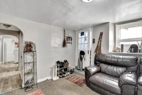 205 3rd Avenue SE Valley City ND 58072