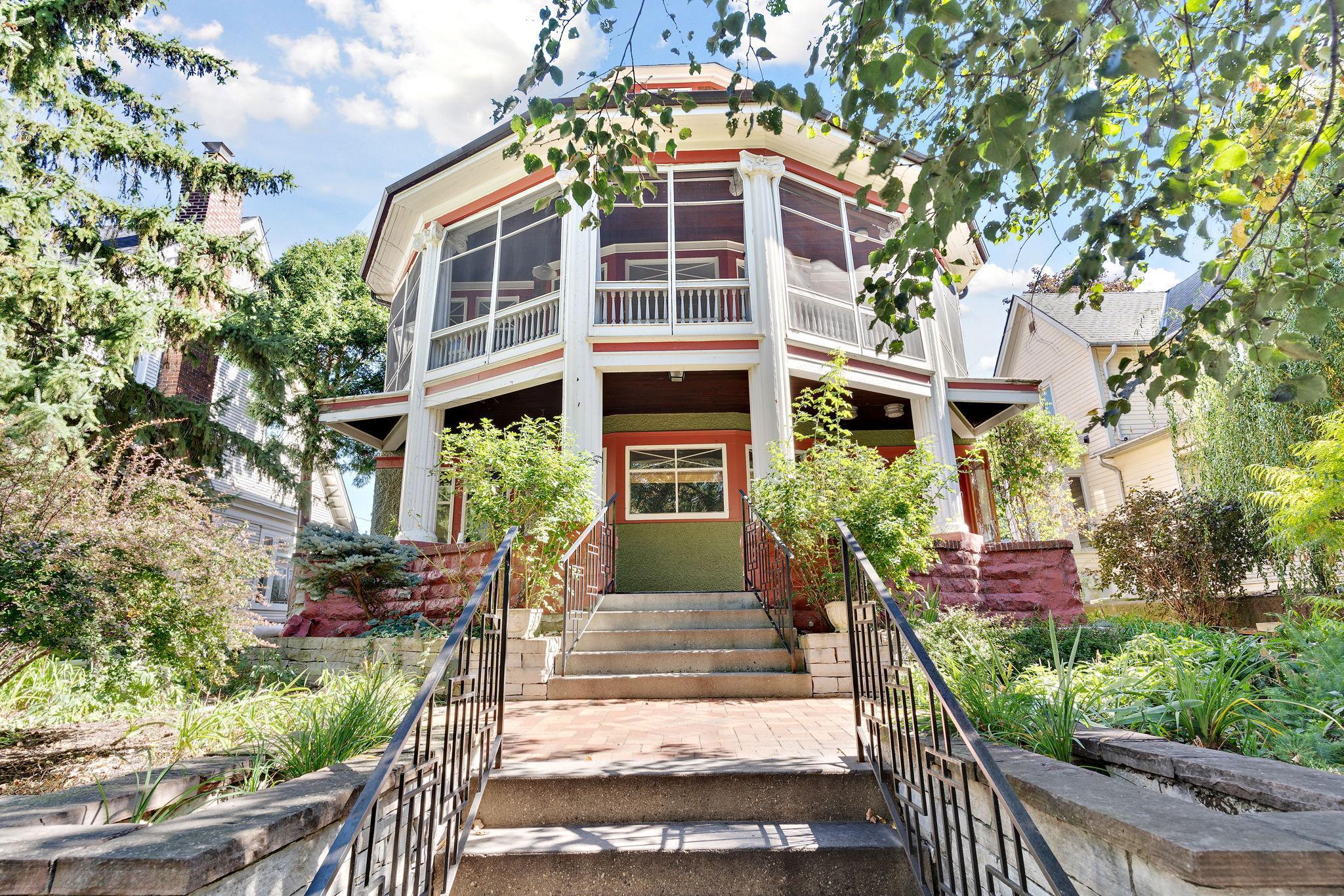 3013 James Avenue S Minneapolis MN 55408