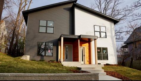810 Atlantic Street Saint Paul MN 55106