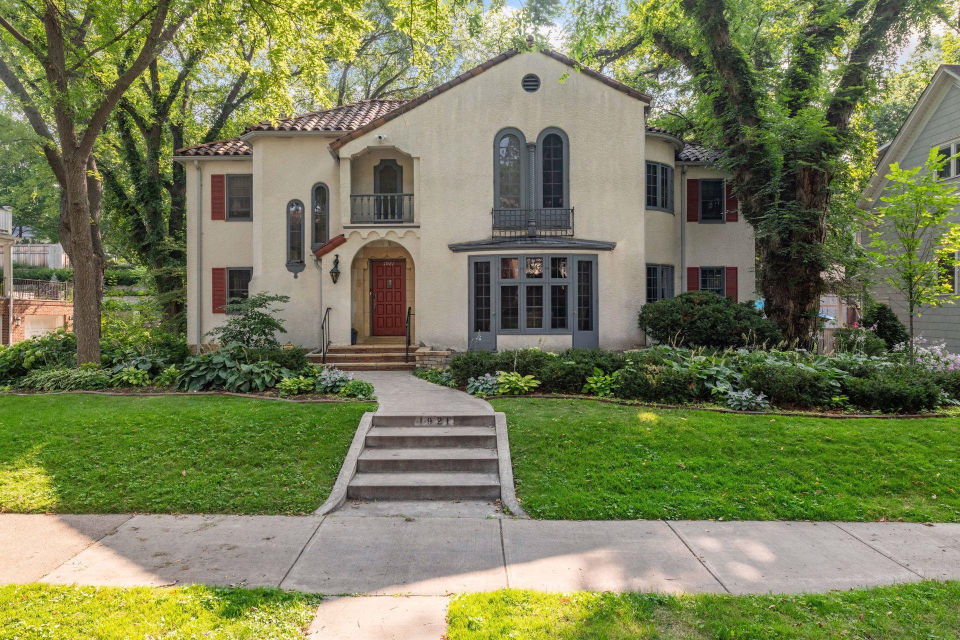 1921 Humboldt Avenue S Minneapolis MN 55403